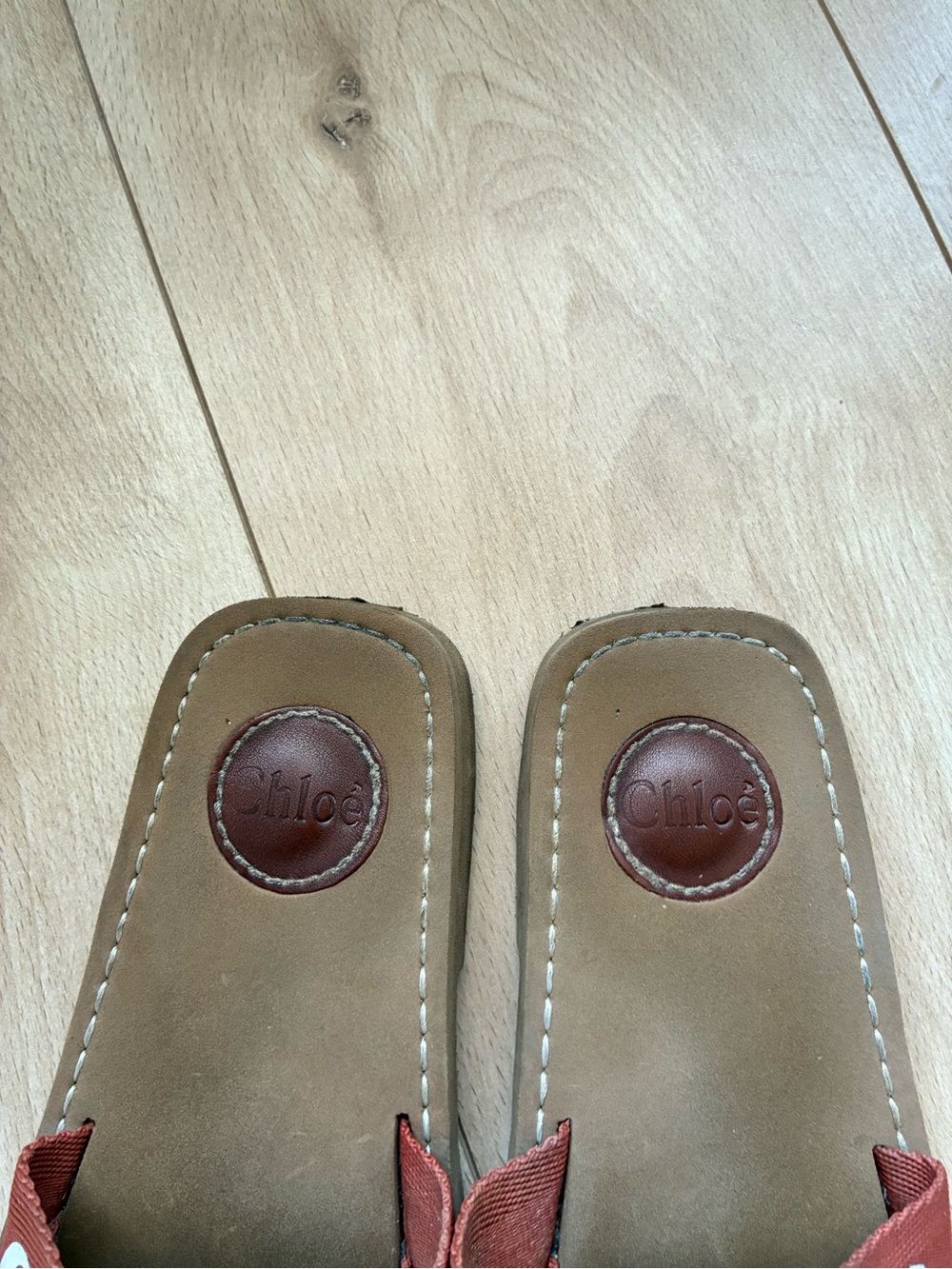 Chloé Woody logo-print sandals - Picture 4 of 6